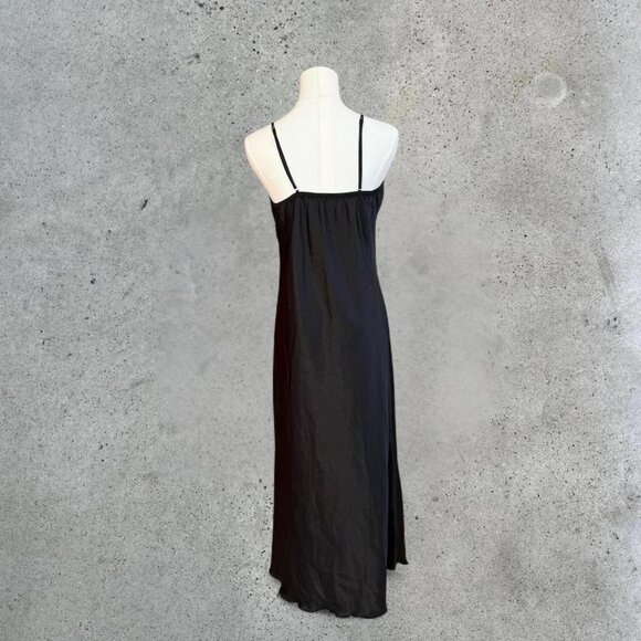 Black satin maxi dress adjustable straps - Picture 3 of 8